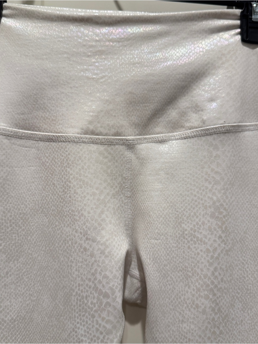 Beyond Yoga Viper White Iridescent Yoga Leggings Size Small - Picture 6 of 12